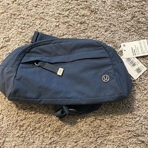 Blue Lululemon “On the Beat” Belt bag